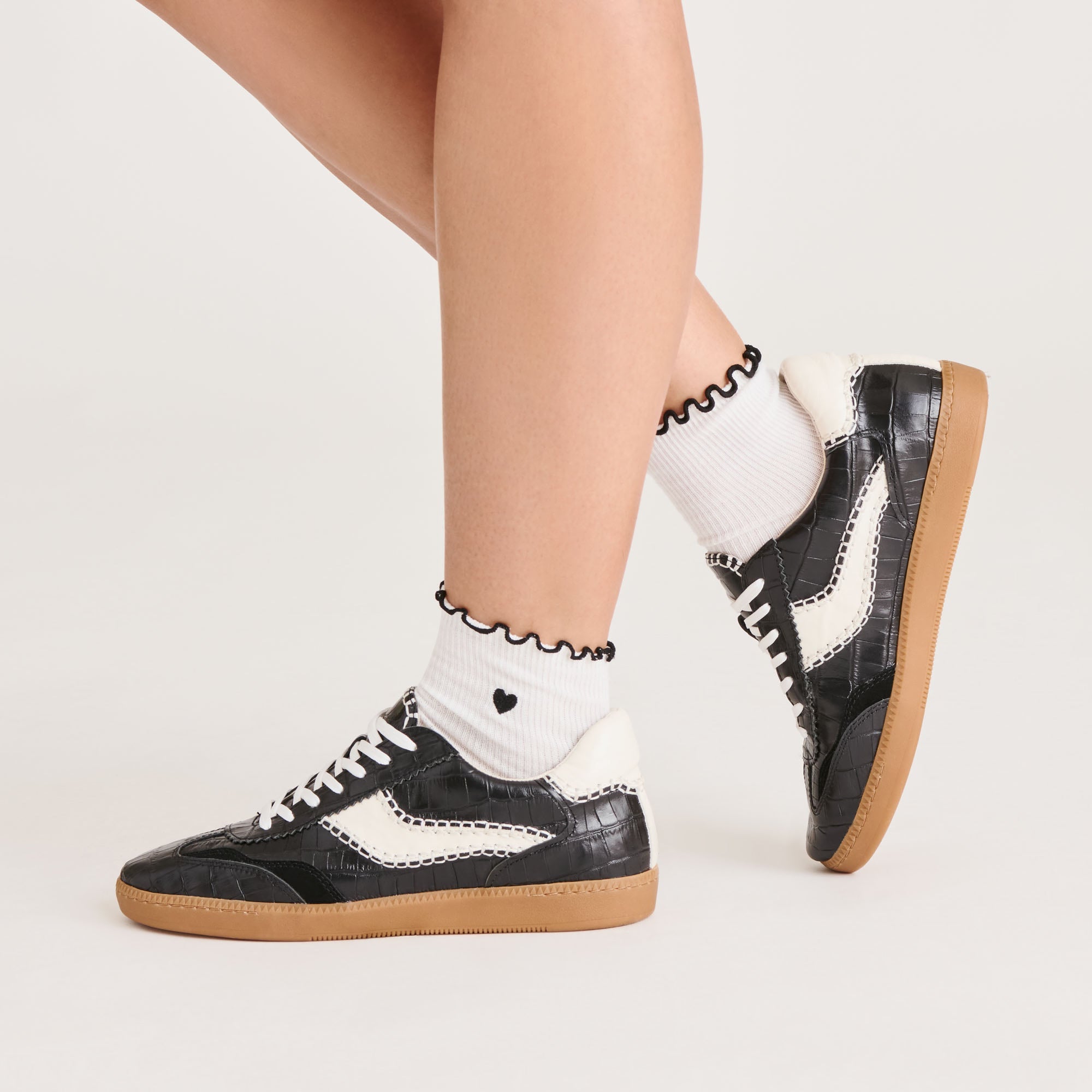 5 Pack Embroidered Rib White Black Multi Anklet Socks | Women Dolce Vita