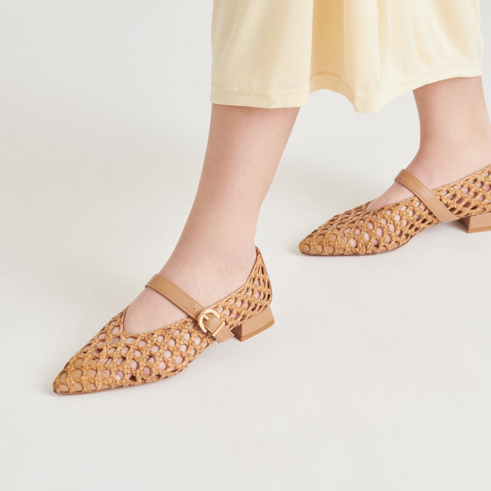 CATY BALLET FLATS NATURAL WOVEN | Dolce Vita Women